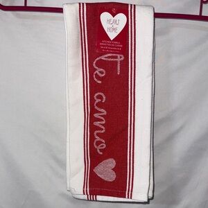 Heart & Home Te Amo Red and White Kitchen Towel Set of 2